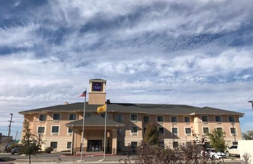 Hobbs Hotel | Pet-Friendly Retreat at Sleep Inn & Suites with Pool Access