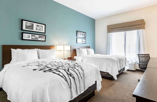 West Des Moines Hotel | Premium Sleep Inn & Suites West Des Moines with Pool Access