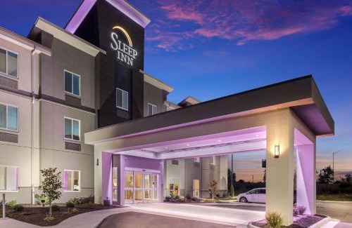 Webb City Hotel | Welcoming Stay at Sleep Inn & Suites Webb City with Amenities