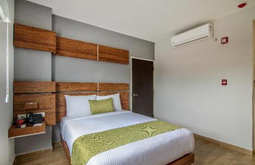 La Joya Hotel | Family-Friendly Sleep Inn Tijuana with Breakfast Included