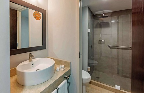 La Joya Hotel | Comfort Awaiting You at Sleep Inn Tijuana with Spa & Breakfast