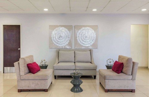 La Joya Hotel | Comfort Awaiting You at Sleep Inn Tijuana with Spa & Breakfast