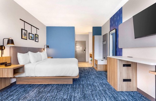 Cedar Hill Hotel | Discover Magnuson Hotel Cedar Hill: Pool, Eco-Friendly Stay