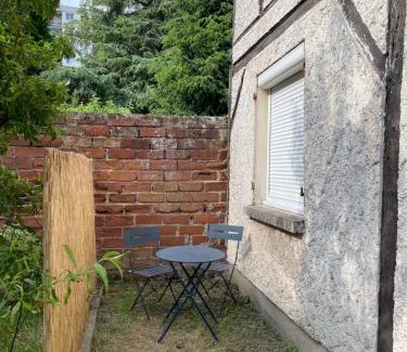Orleans Apartment | Relax at Sleepin Orléans with Parking and Netflix Access