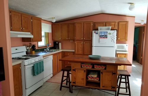 Maple City House | Discover Sleeping Bear Dunes: Ocean View Getaway Awaits!