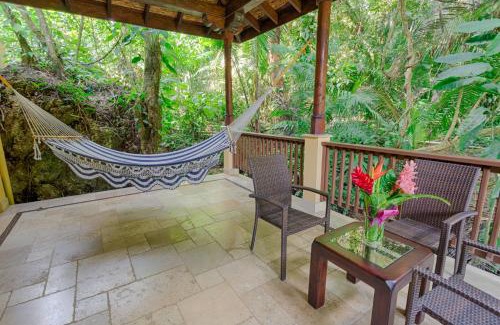 Good Living Camp Cabin | Discover the Sleeping Giant Rainforest Lodge: 5-Star Retreat