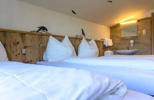 Soell House | Enchanting Triple Room at Alpengasthof Hochsöll