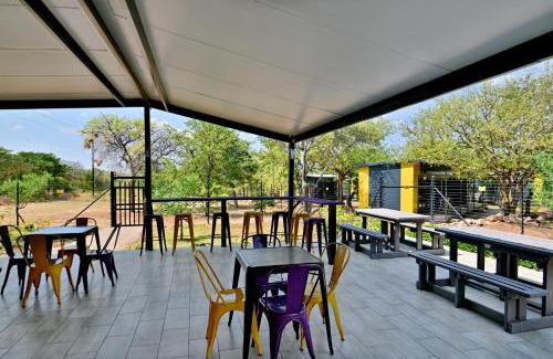 Musina Hotel | Cozy SleepOver Beitbridge: Ideal for Families with Kitchen