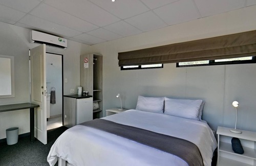 Musina Hotel | Budget-Friendly Stay at SleepOver Beitbridge with Breakfast