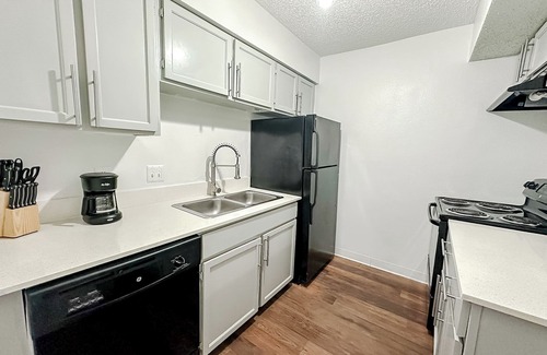 Windsor Park Apartment | Sleepover : Charming 1BD/1BA + Gym - Austin TX