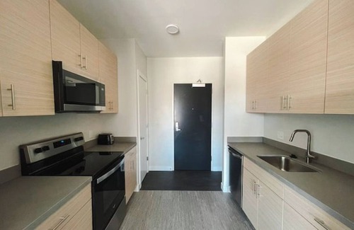 Des Moines Apartment | Comfortable Stay: Classic Studio with Gym in Des Moines