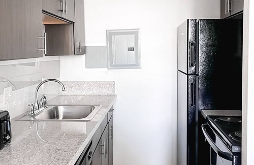 Avondale Apartment | Sleepover: Impeccable 1BD/1BA + Gym - Cincinnati