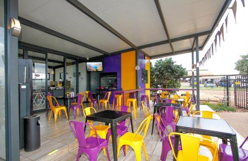 Komatipoort Hotel | Discover Comfort at SleepOver Komatipoort with Breakfast