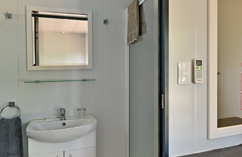 Komatipoort Hotel | Cozy Stay at Sleepover Komatipoort with Family-Friendly Amenities
