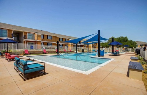 Oklahoma City Apartment | Discover Sleepover: 1BD Oasis with Pool & Gym in OKC