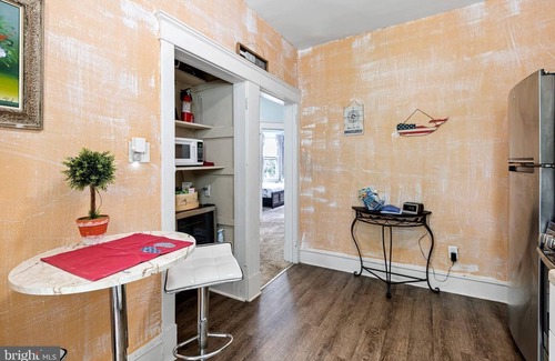 Wilmington House | Spacious 5-Bedroom Retreat Perfect for Extended Stays