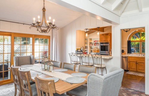 Northwest Carmel Cottage | Family-Friendly Paradise: Peace of Heaven in Carmel