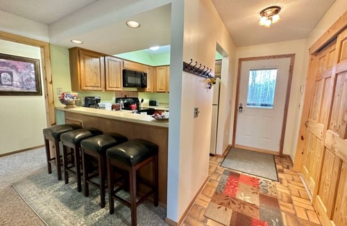 Hill City House | Spring Special Getaway: Ideal for Groups with Ocean Views