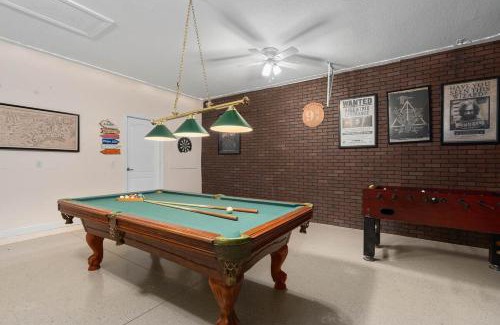 Davenport House | Spacious Retreat with Heated Pool, Lazy River & Game Room