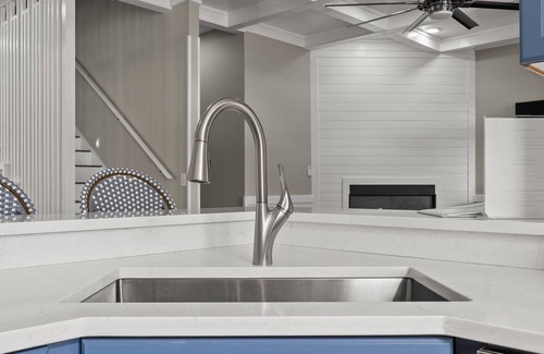 Crystal Shores House | Spacious Stay for 16, Steps to Beach with Private Pool