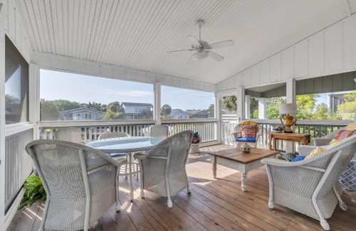 Pawleys Island House | Sleeps 24 Waterfront Dock Golf Cart Walk to Beach