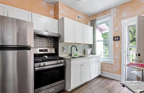 Wilmington Apartment | Ideal 3BR Retreat for Long Stays with Spa and Hot Tub