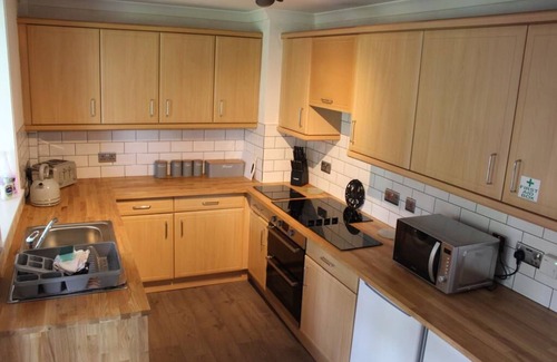 Achachork House | Family-Friendly 4BR House with Ocean View in Central Portree
