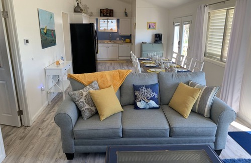 Jamaica Beach Cottage | Family-Friendly Home: Steps to Beach with Ocean Views