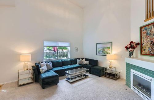 Erie House | Sleeps 9 - Family Retreat - Scenic Trails - Views