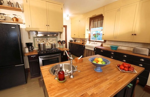 Walla Walla House | Historic Charm at The James McCool House - Guest Rated 9.8