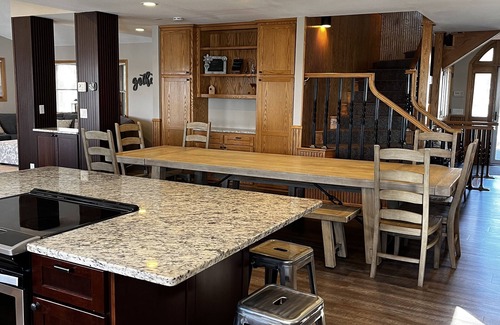 Amery House | Relax at Sleepy Deer Chalet: Lakefront Home with Ocean Views