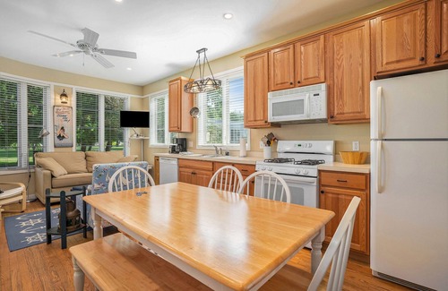South Haven Condo | Gateway 52 at Sleepy Hollow Beach Resort: Ocean View Bliss