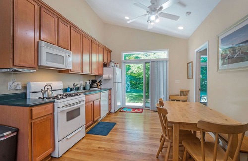 South Haven Villa | Discover Sleepy Hollow Beach Resort's Terrace 16 Experience