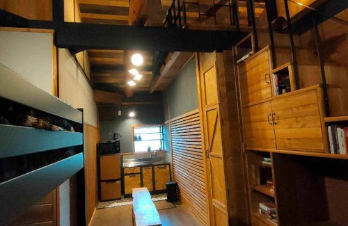 Karatsu House | Exceptional Stay at Sleepy Mountain: Pet-Friendly Retreat