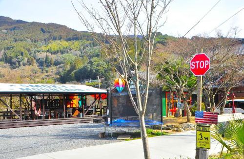 Karatsu House | Exceptional Stay at Sleepy Mountain: Pet-Friendly Retreat