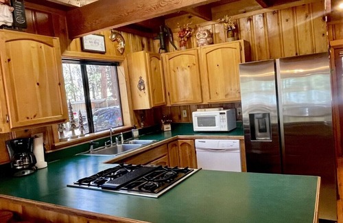 Greer Cabin | Sleepy Owl Lodge in Greer