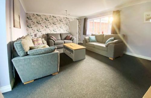 Little Snoring House | Luxury Stay at Sleepy Willow - Guest Rated 9.8/10