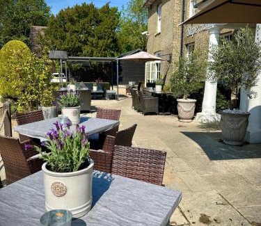 St Ives Hotel | Discover Slepe Hall Hotel: Perfect for Families & Accessible