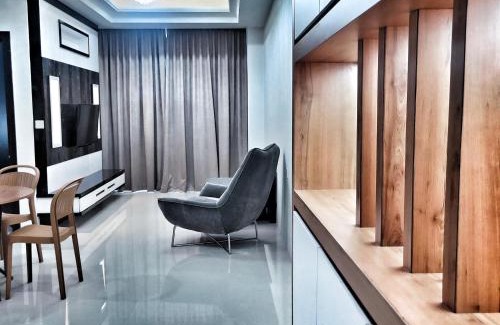 Lubuk Baja Apartment | Beautiful Sleptopia@ Formosa Residence with Oceanfront Views