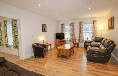 Downpatrick House | Exceptional Stay at Sliabh Amharc - Pet Friendly & 4 Stars