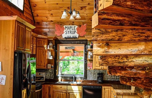 Jasper House | Pet-Friendly Paradise with Pool, Ocean Views, and Family Fun