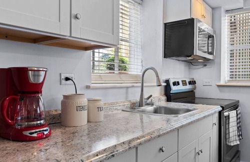 Downtown Apartment | Peaceful Escape in Downtown Southern Pines with Family Amenities