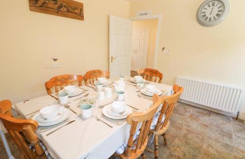 Magherafelt House | Inviting Slieve Gallion Cottage: 4-Star Stay, Rated 9.8