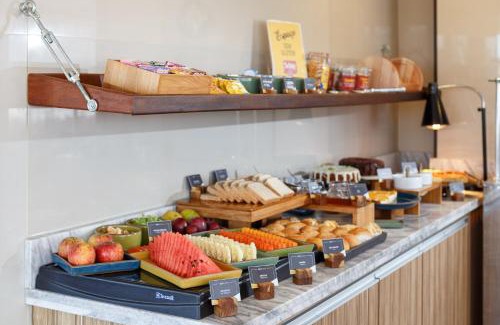 Kobrasol Hotel | Ideal Stay at Slim São José Zion with Family-Friendly Amenities