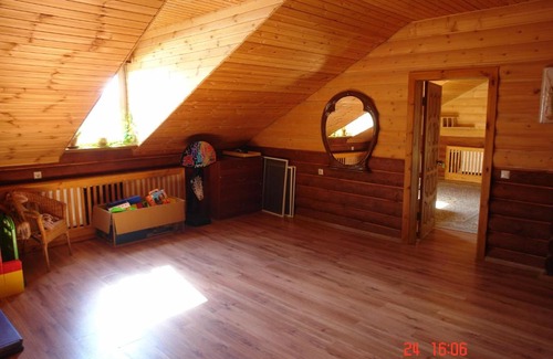 Avdotyino House | Discover Sloboda na Klyazme: Pet-Friendly Retreat Awaits