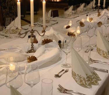 Sor-Odal Hotel | Pet-Friendly Slobrua Gjestegård with Great Amenities
