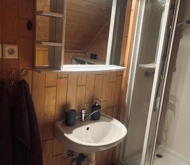 Dolni Morava Ski Chalet | Discover Slonovy CHaty: Top-Rated Family Retreat