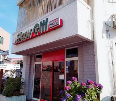 Seogwipo City House | Discover Slow Citi Guest House: Top-Rated with Kitchen Access
