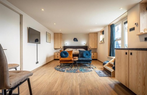 Den Burg Bed & Breakfast | Experience Tranquility at Slow Down Texel - Rated 10/10