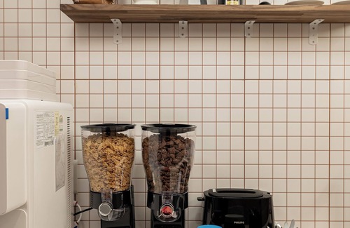 Seogyo-dong Hotel | Slow On Hostel Hongdae